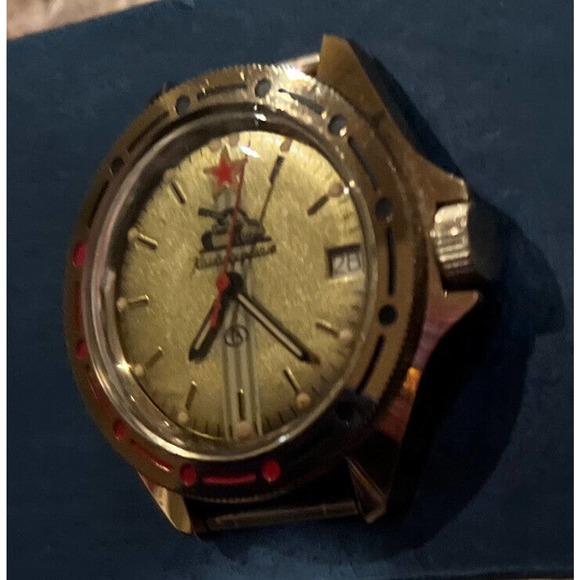 USSR GOLD SOVIET VOSTOK KOMANDIRSKIE TANK RED STAR MILITARY WATCH Great Cond - Picture 5 of 6